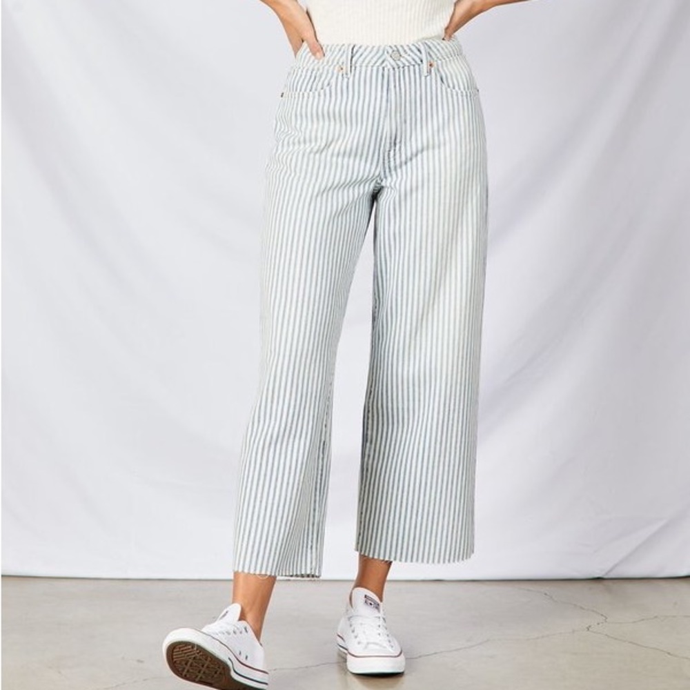 NWT Etica Devon wide leg crop